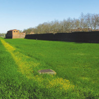 Le mura e il bastione di Borghetto
