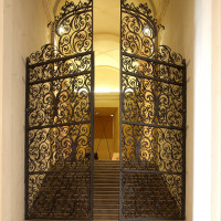 Cancello in ferro battuto - foto Musei Civici Palazzo Farnese