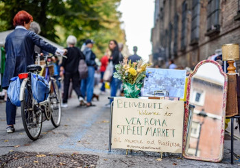 Via Roma Street Market