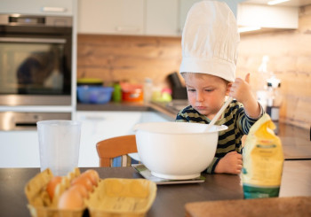 A piccoli passi in cucina: laboratori per bambini dedicati a Carnevale e alla Festa del Papà