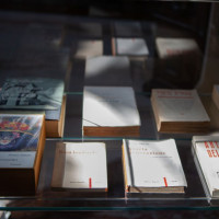 Uno scorcio delle antologie storiche del Novecento italiano. Una delle collezzioni più rare in assoluto, tutte le opere esposte sono prime edizioni